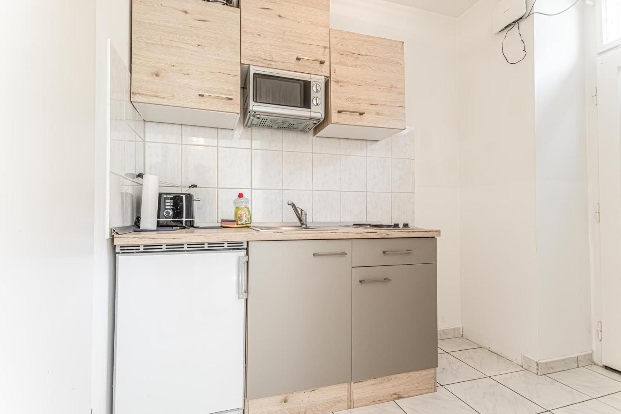 City Vibes: 1Br Apt, 10 Min To Westbahnhof Viena Exterior foto